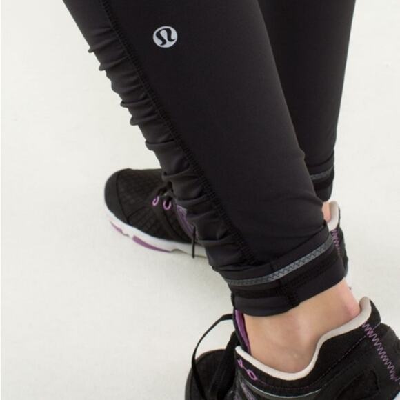 Lululemon Speed Tight Interlock Size 4 Black White Quilt Winter Stripe Leggings - Picture 4 of 13